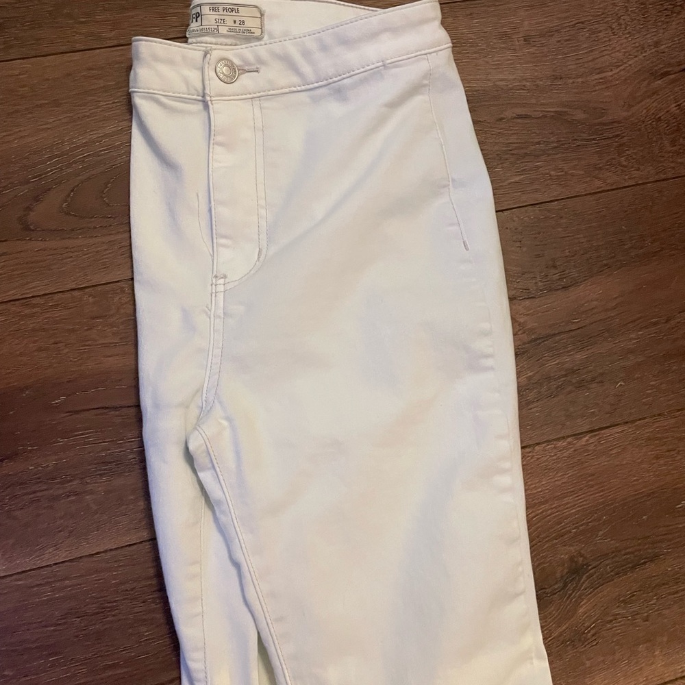 Free People White Flare Jeans - Picture 4 of 9